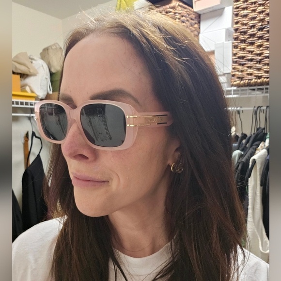 Meet your Posher, Jennie - Picture 5 of 7